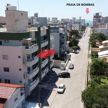 1024 - Apartamento Em Bombinhas Para Locacao De Temporada - Praia De Bombas Bagian luar foto